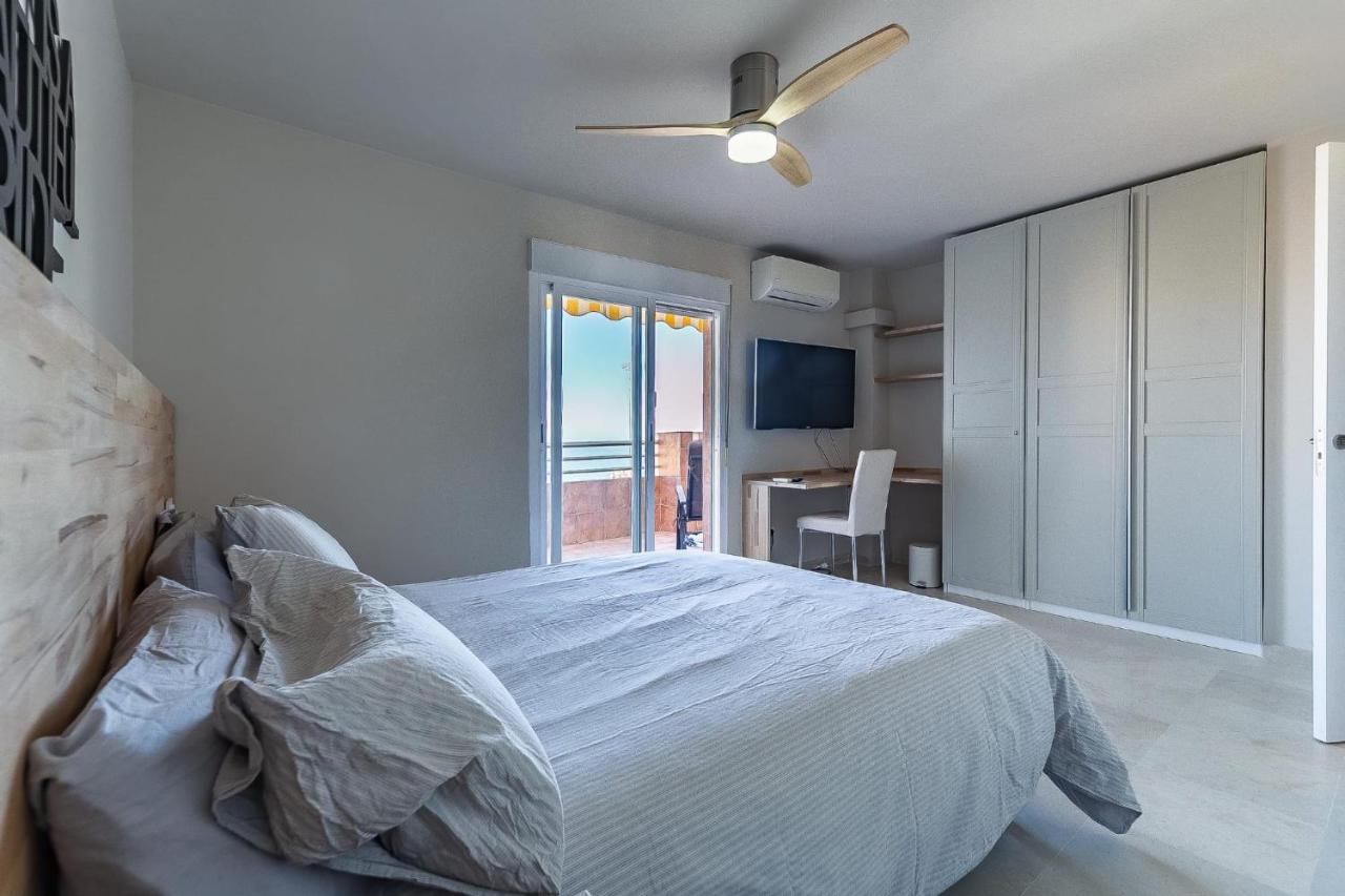 Vistas Azules -- Remodeled, Large Terrace, Spectacular Ocean Views And Beach Level Access Торремолинос Экстерьер фото